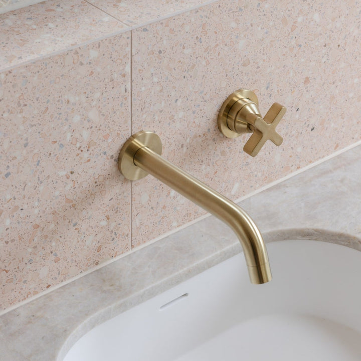 Cross Progressive Wall Mixer