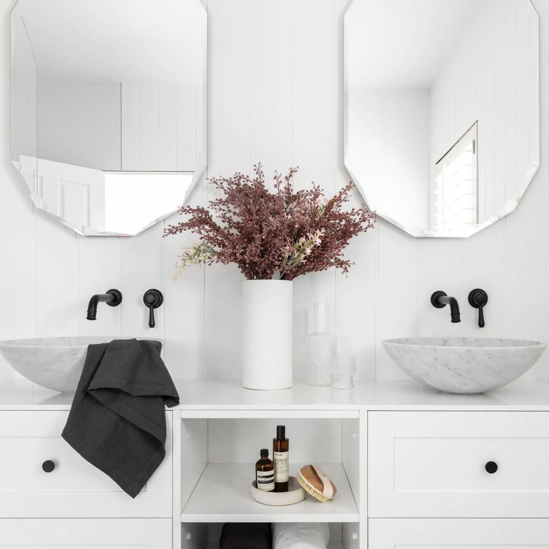 Kingsley Minimal Wall Mixer