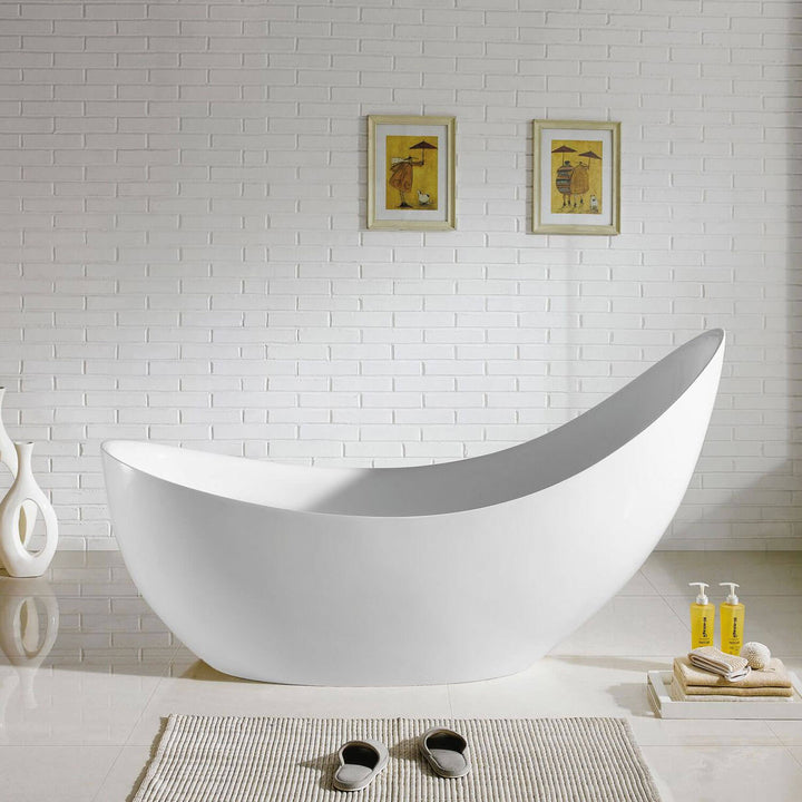 Posh Arched Freestanding Bathtub