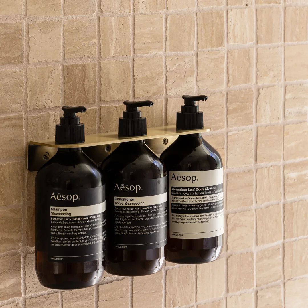 Lira Soap Bottle Holder