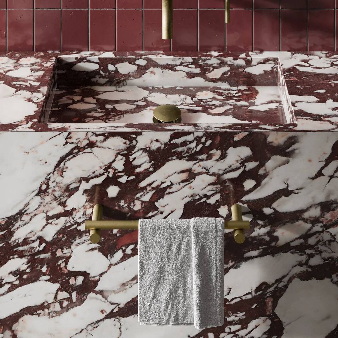 Sola Hand Towel Holder